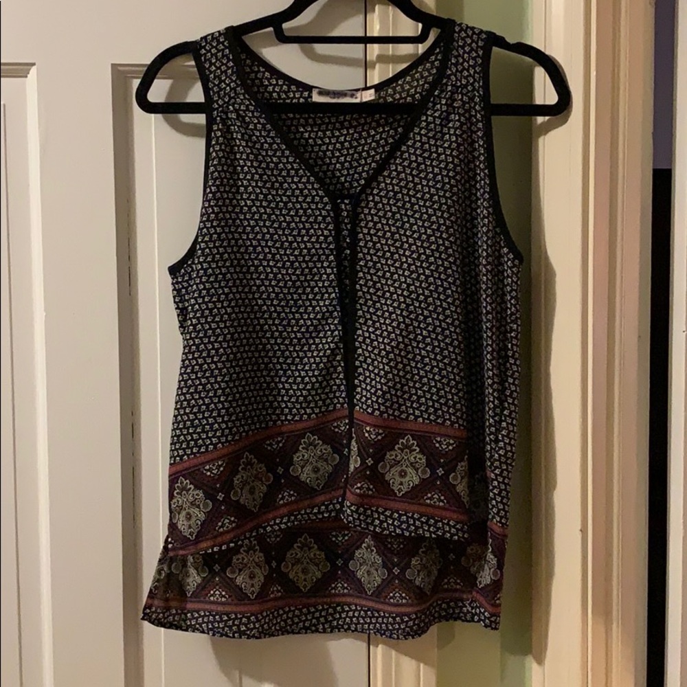 Nordstrom sleeveless shirt